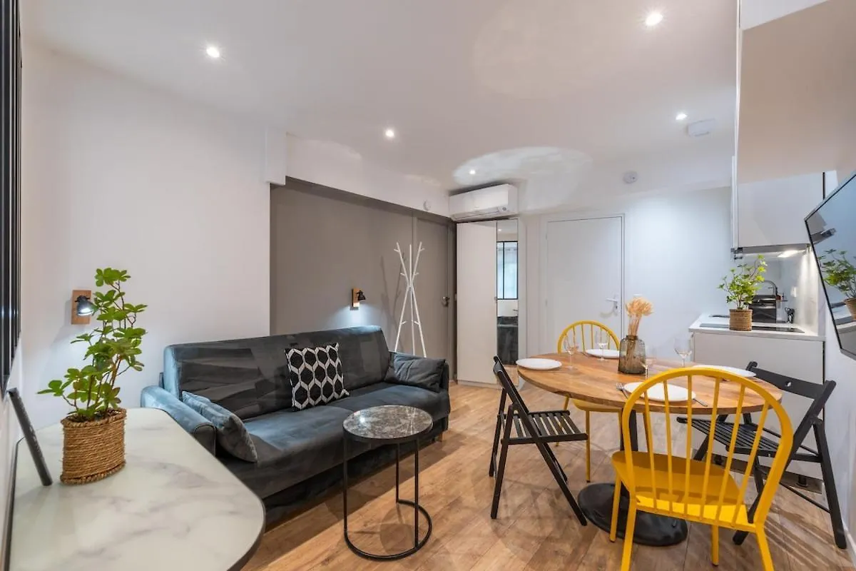 Nouveau Appartement Sacre Coeur Cottages 2 Paris France